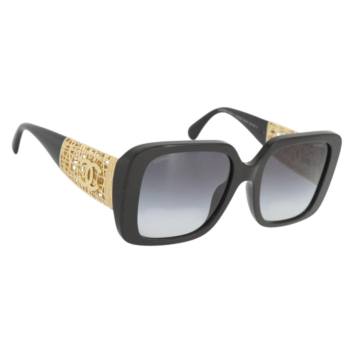 CHANEL Sunglasses plastic Black CC Auth am11652SM