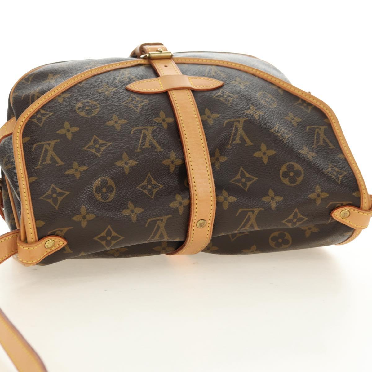 LOUIS VUITTON Monogram Saumur 30 Shoulder Bag M42256 LV Auth am11667V