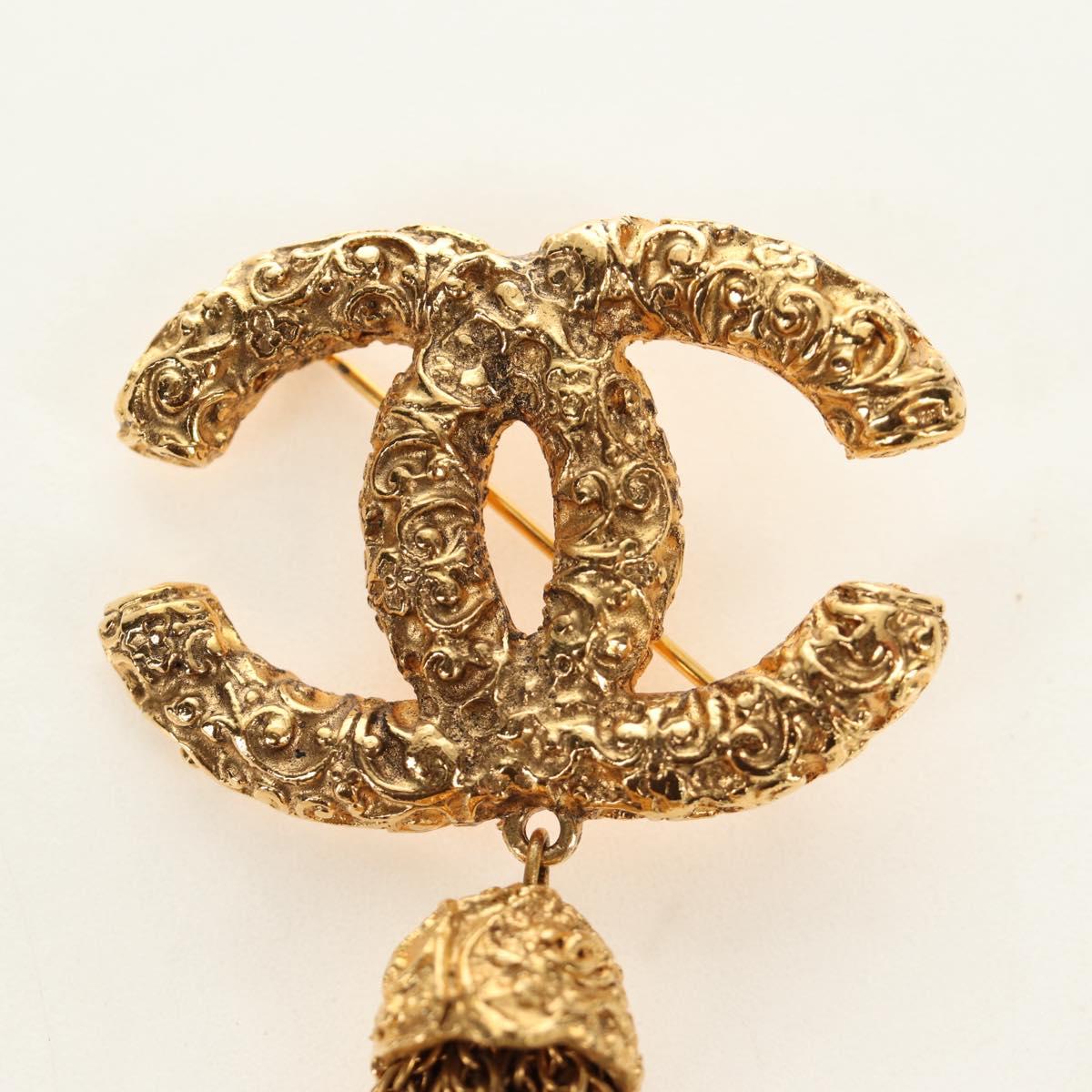 CHANEL CC Fringe Lava Brooch metal Gold CC Auth am11879SM