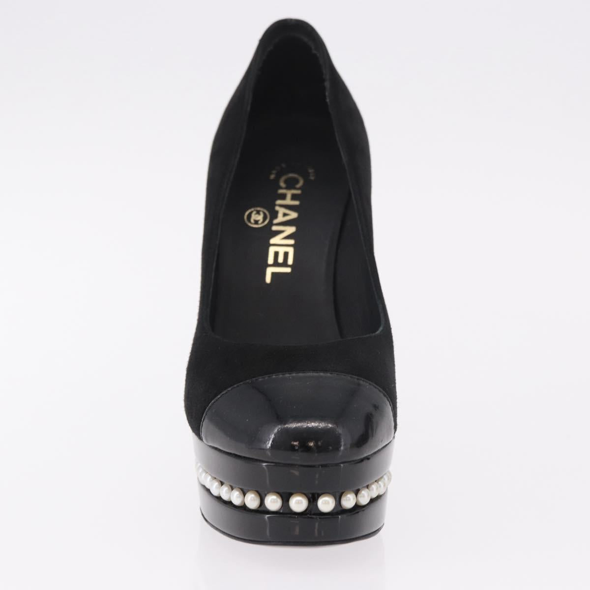 CHANEL Pearl Pumps Suede 35 1/2 Black CC Auth am11955M
