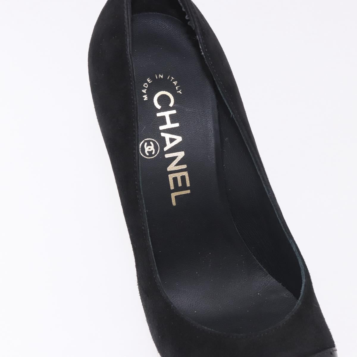 CHANEL Pearl Pumps Suede 35 1/2 Black CC Auth am11955M