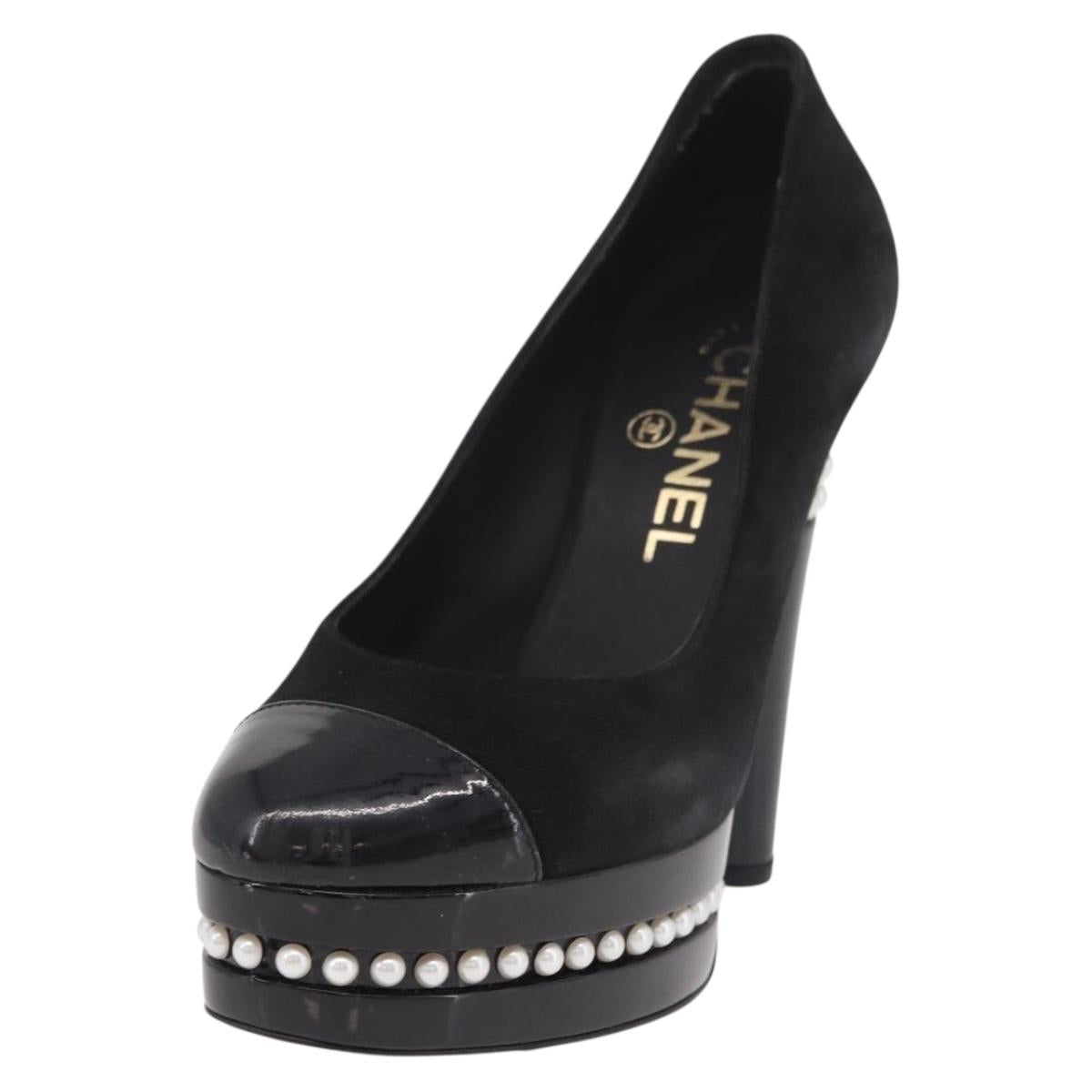 CHANEL Pearl Pumps Suede 35 1/2 Black CC Auth am11955M