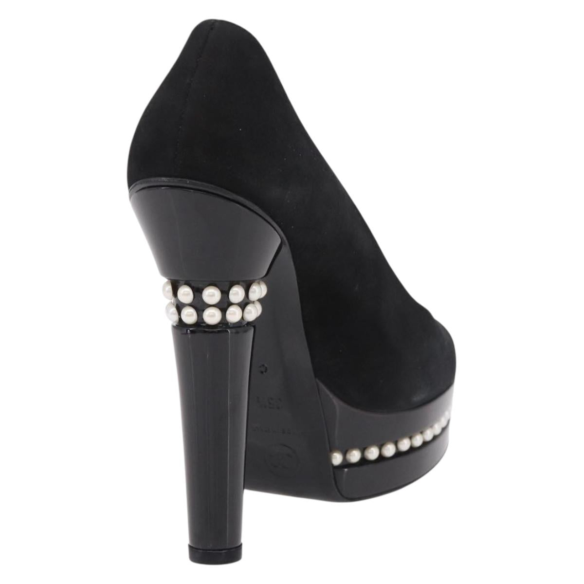 CHANEL Pearl Pumps Suede 35 1/2 Black CC Auth am11955M