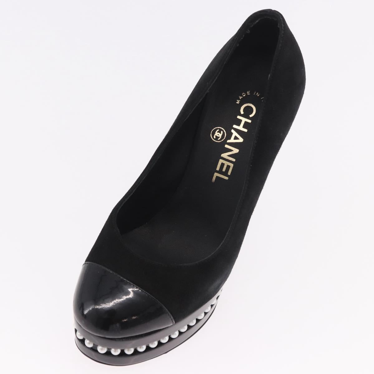 CHANEL Pearl Pumps Suede 35 1/2 Black CC Auth am11955M