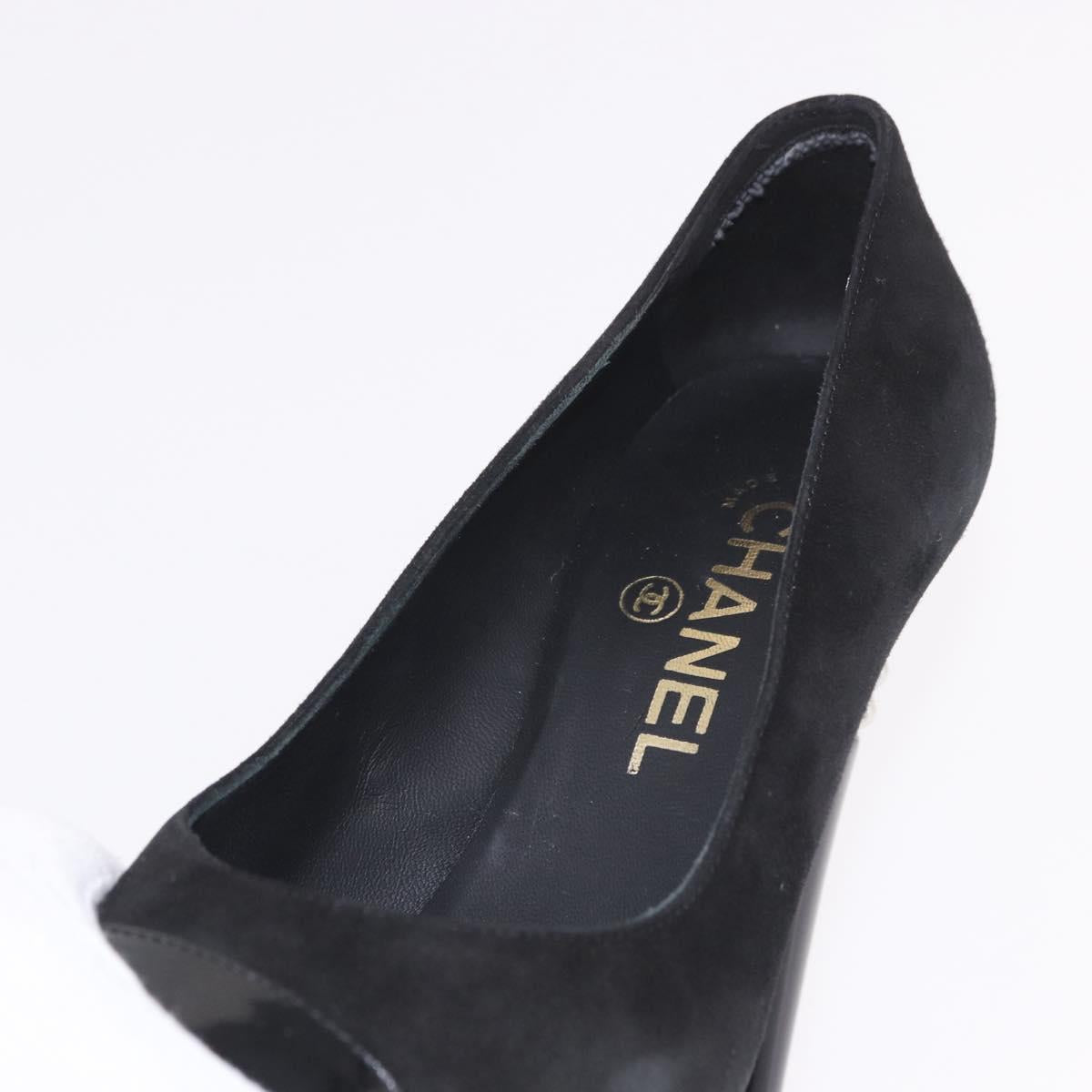 CHANEL Pearl Pumps Suede 35 1/2 Black CC Auth am11955M