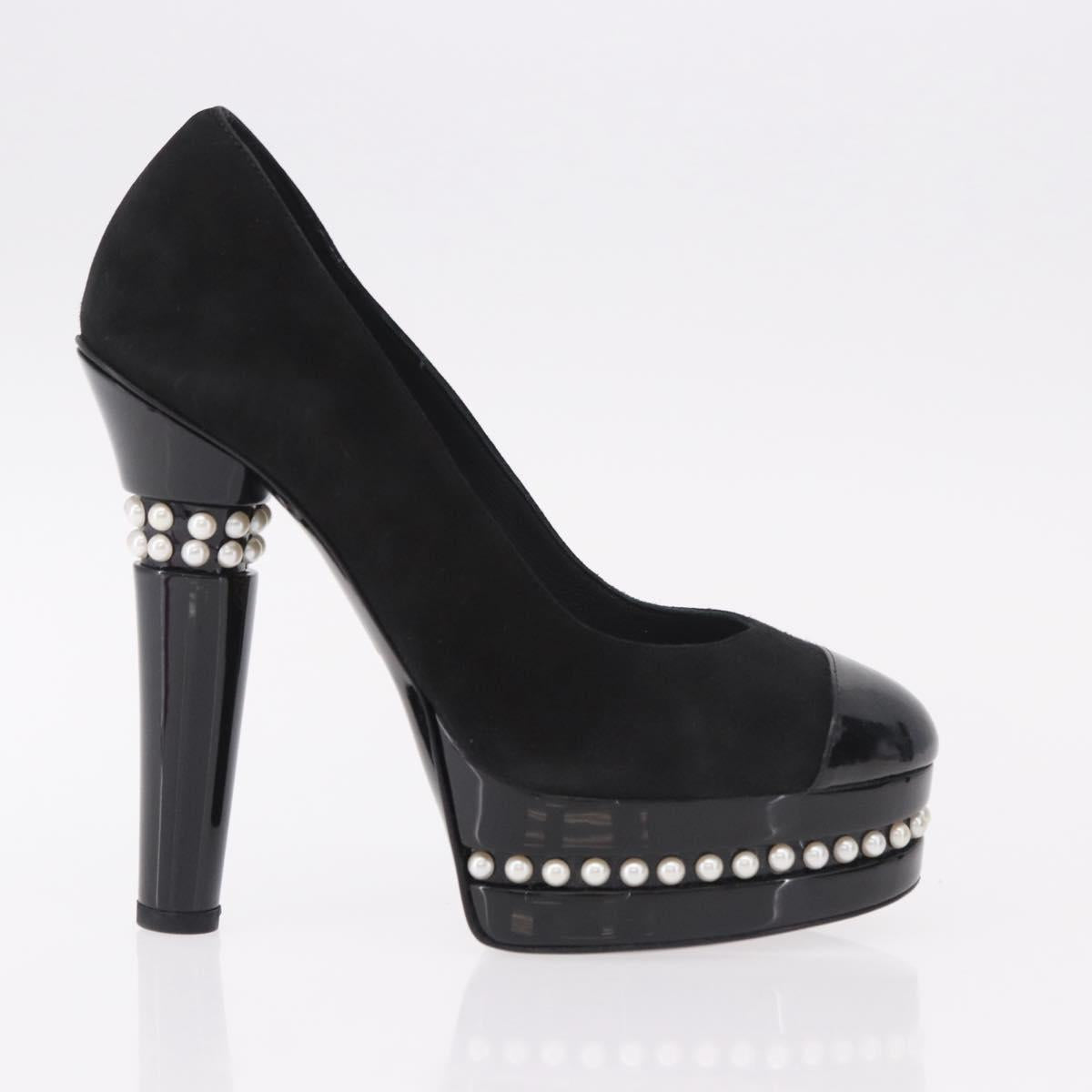 CHANEL Pearl Pumps Suede 35 1/2 Black CC Auth am11955M
