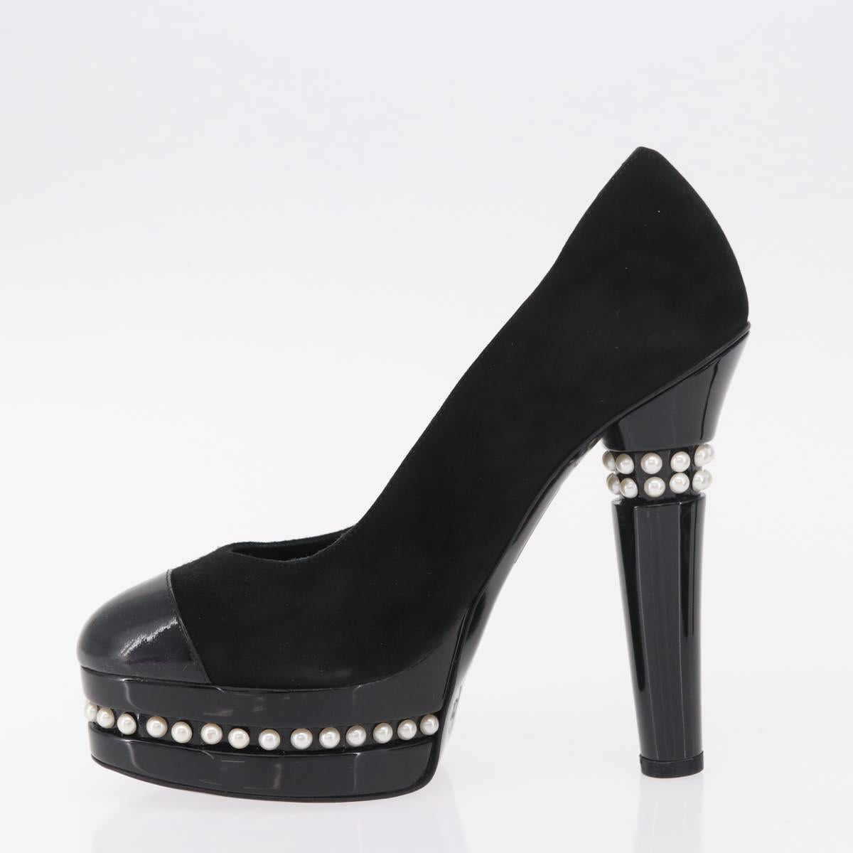 CHANEL Pearl Pumps Suede 35 1/2 Black CC Auth am11955M