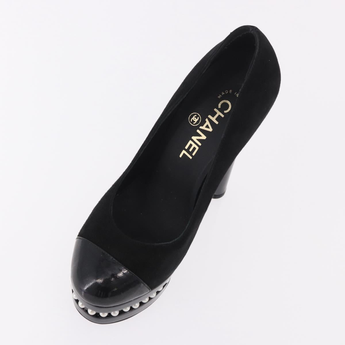 CHANEL Pearl Pumps Suede 35 1/2 Black CC Auth am11955M