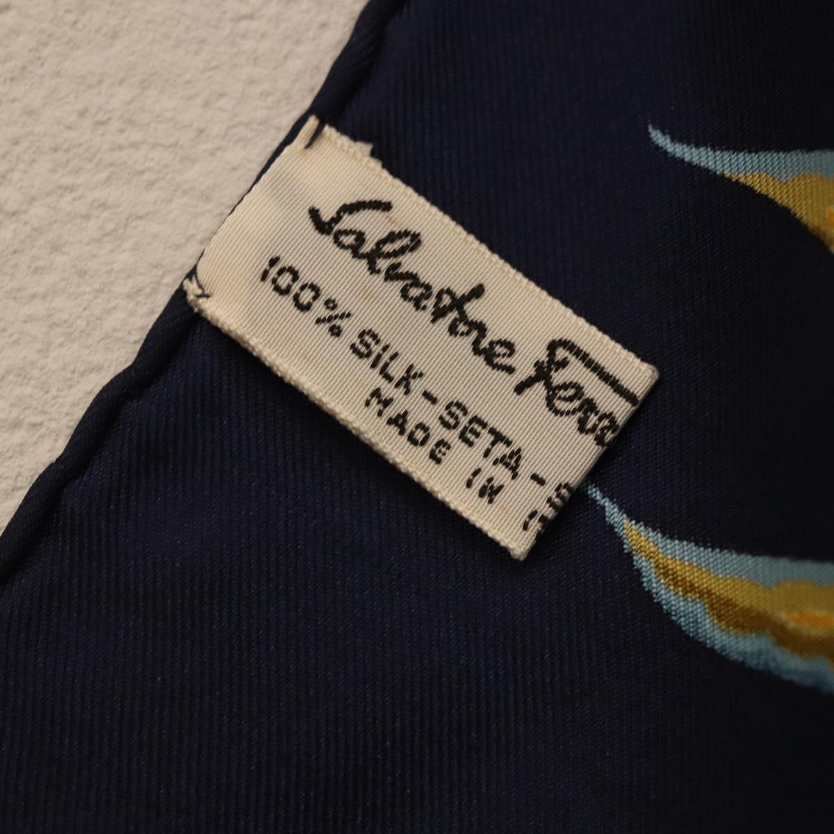 Salvatore Ferragamo Leopard Pattern Scarf Silk Navy White Auth am12287V