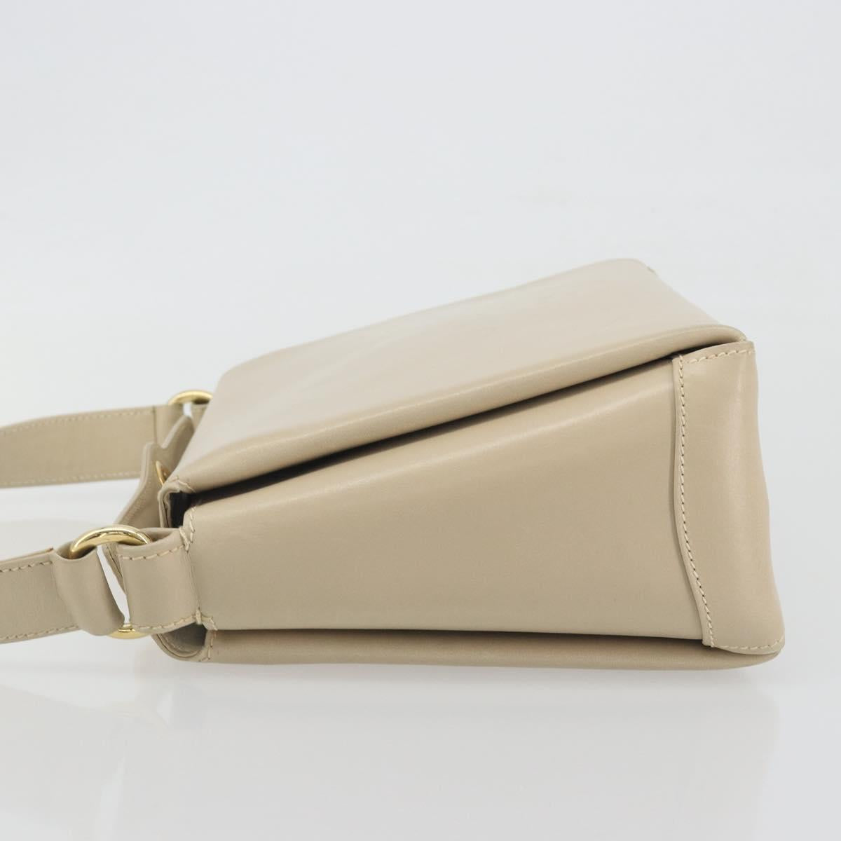 GUCCI Old Turn Lock Shoulder Bag Leather Beige Gold Tone Auth am12298A
