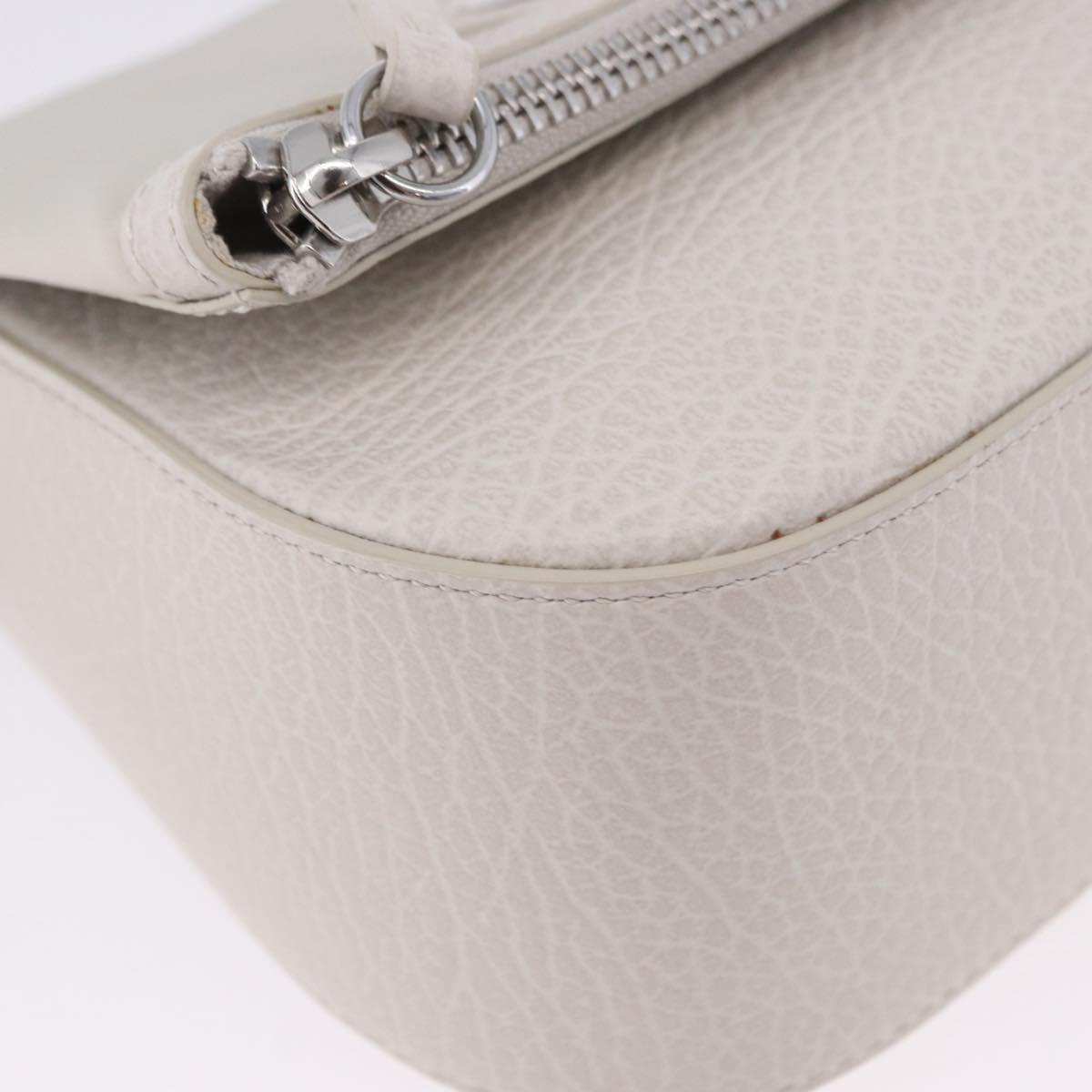 Maison Margiela Shoulder Bag Leather White Silver Auth am12334M