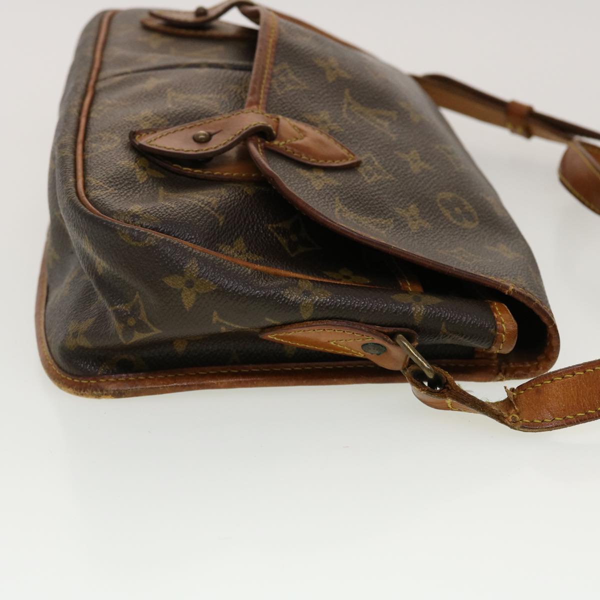 LOUIS VUITTON Monogram Gibeciere MM Shoulder Bag M42247 LV Auth am4560