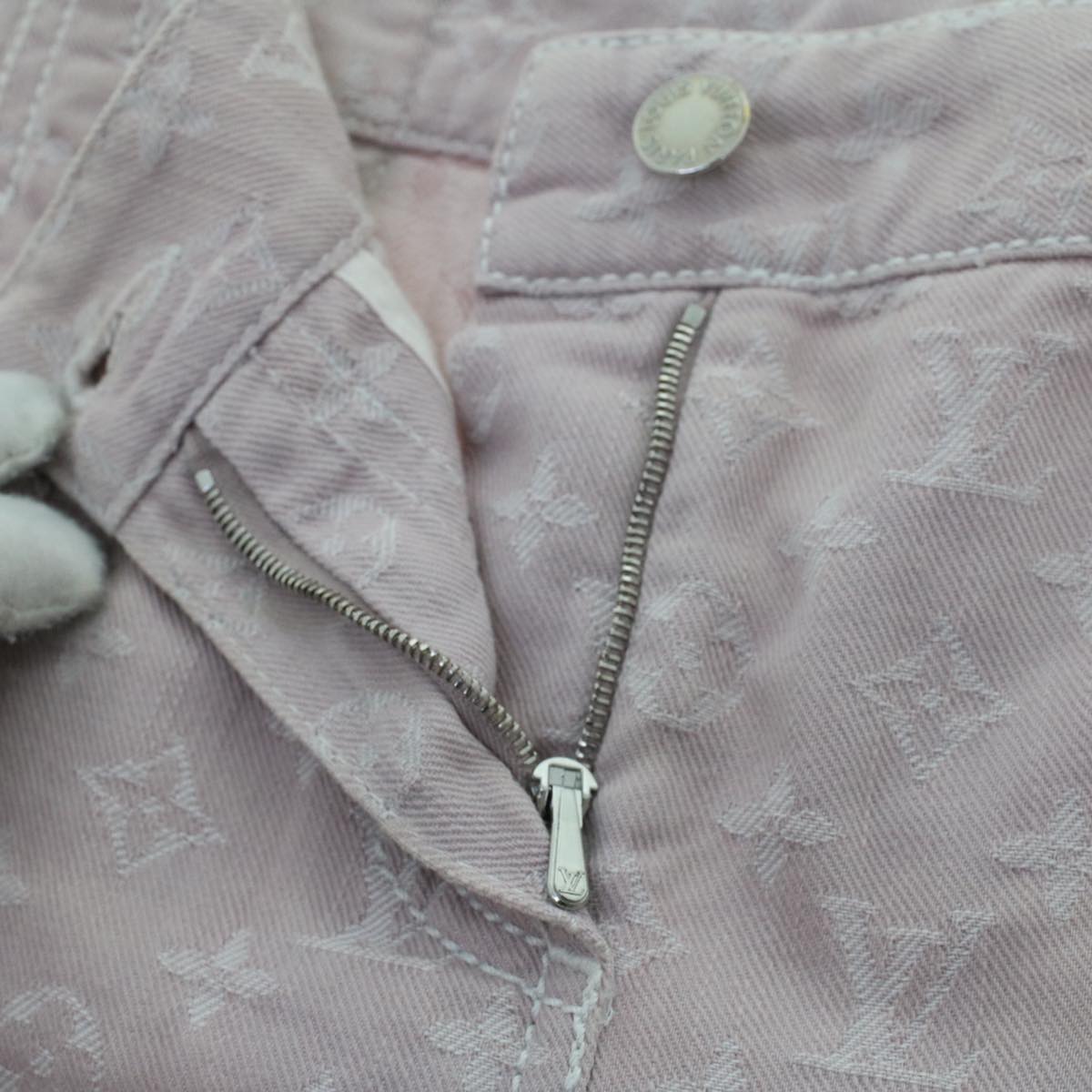 LOUIS VUITTON Monogram Denim Capri Pants 38 Pink LV Auth am4578M