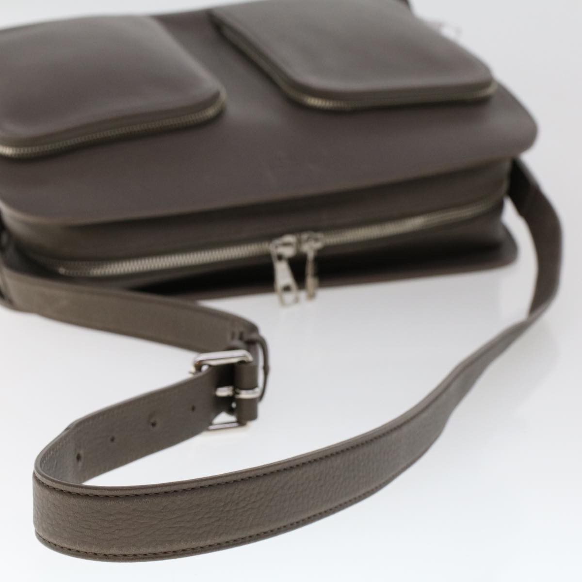 LOUIS VUITTON Naxos Shoulder Bag Leather Gray LV Auth am4782