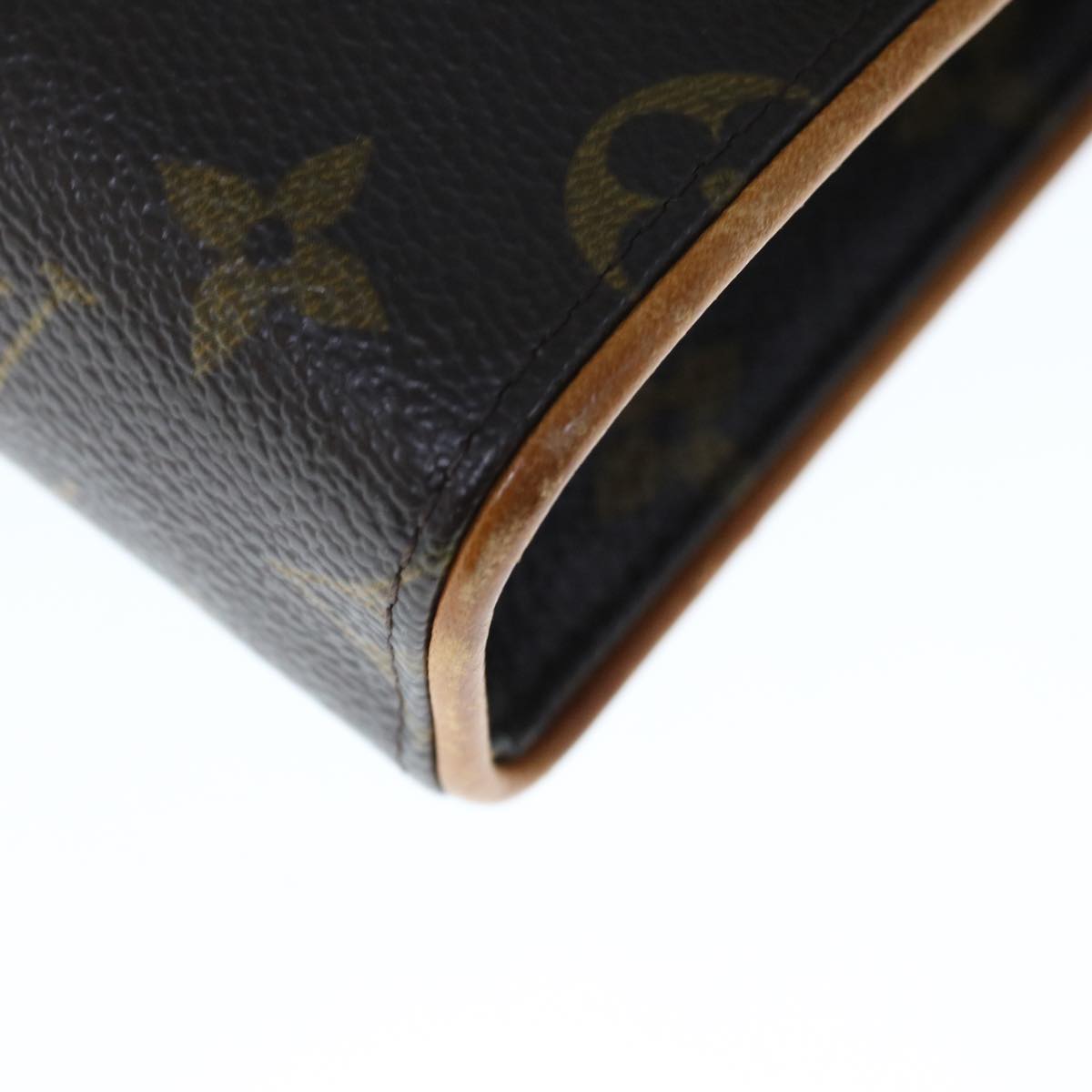 LOUIS VUITTON Monogram Pochette Florentine Waist bag M51855 LV Auth am5655