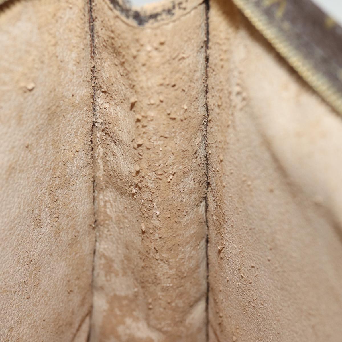 LOUIS VUITTON Monogram Poche Toilette 26 Pouch M47542 LV Auth am6319