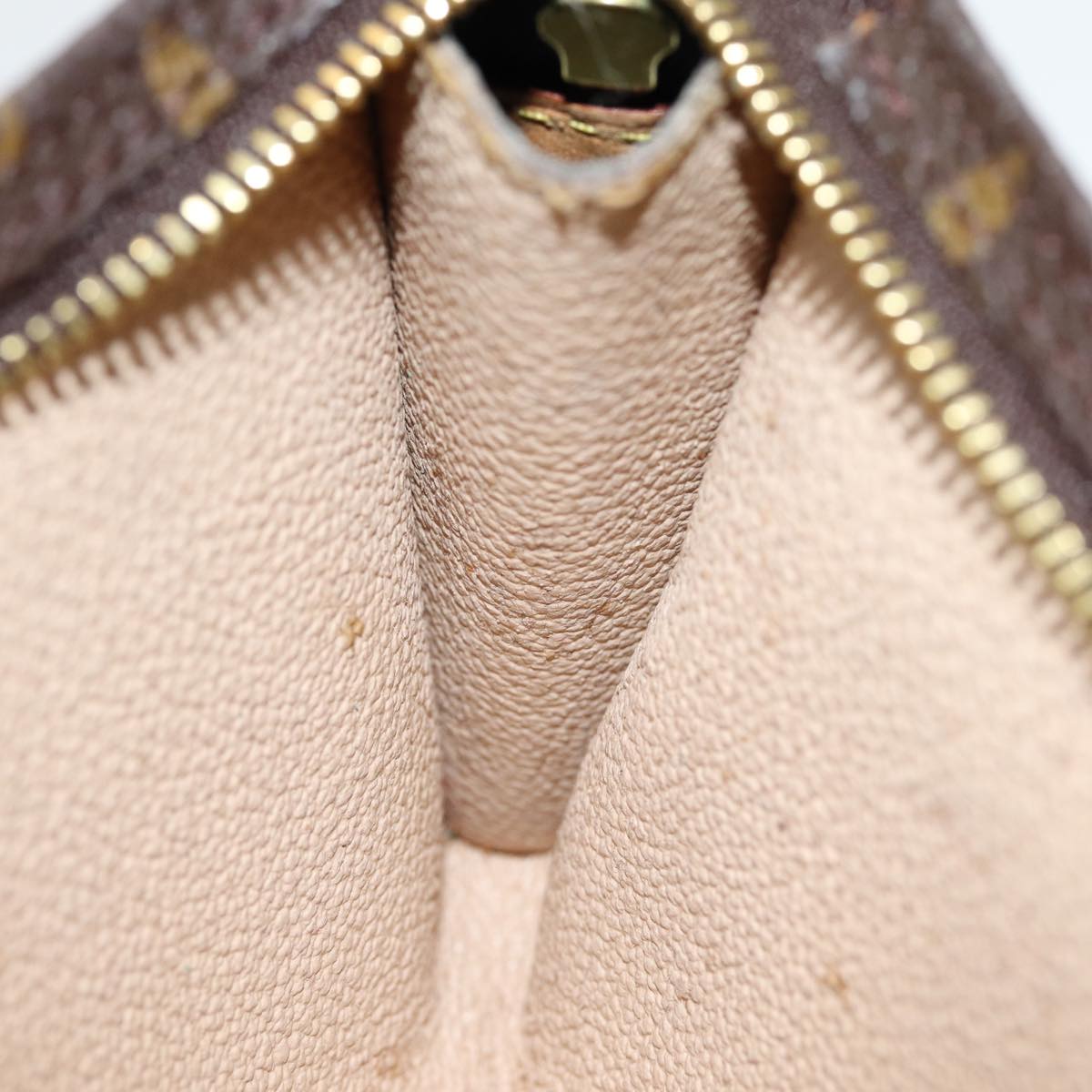 LOUIS VUITTON Monogram Bucket PM Pouch Accessory Pouch LV Auth am6516