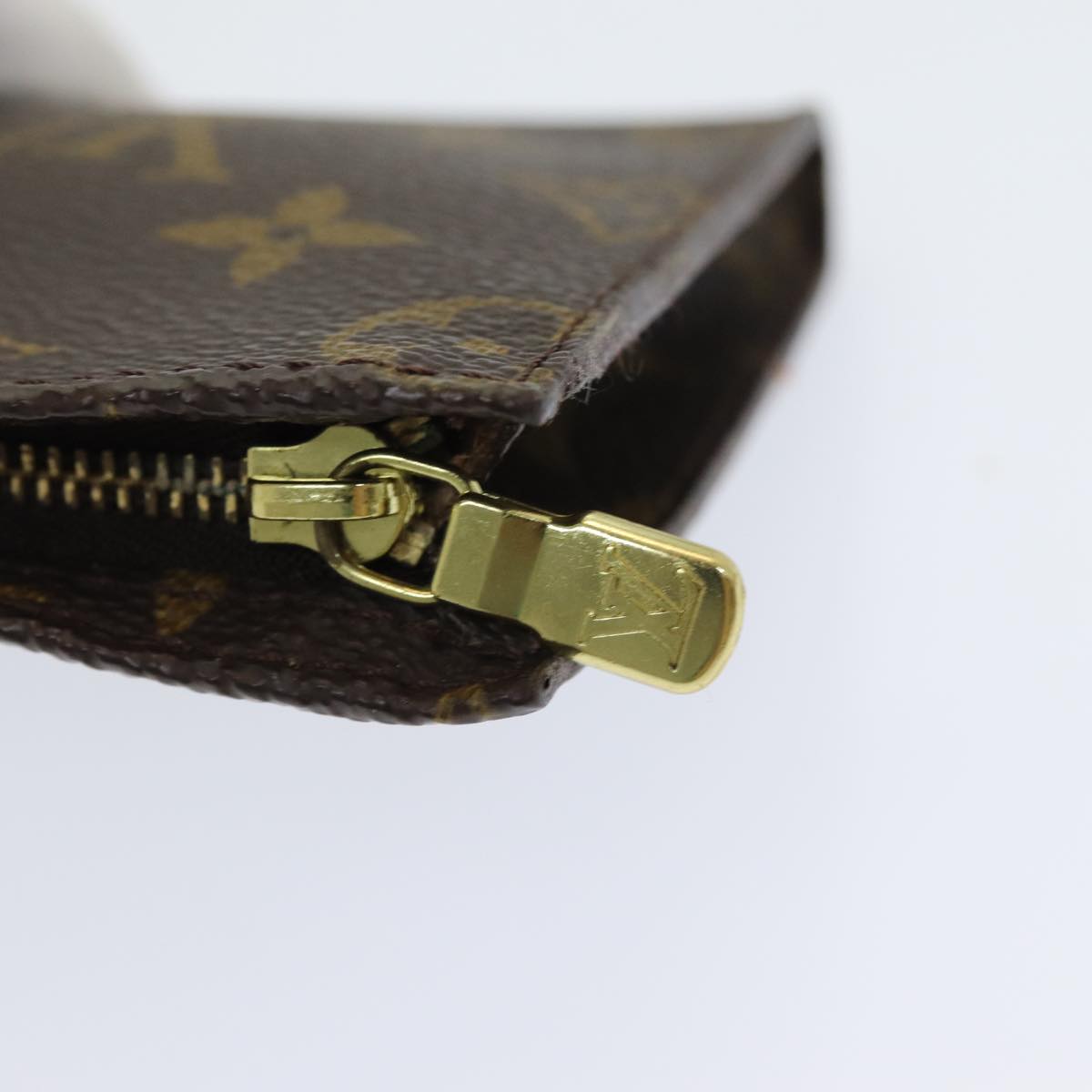 LOUIS VUITTON Monogram Bucket PM Pouch Accessory Pouch LV Auth am6518