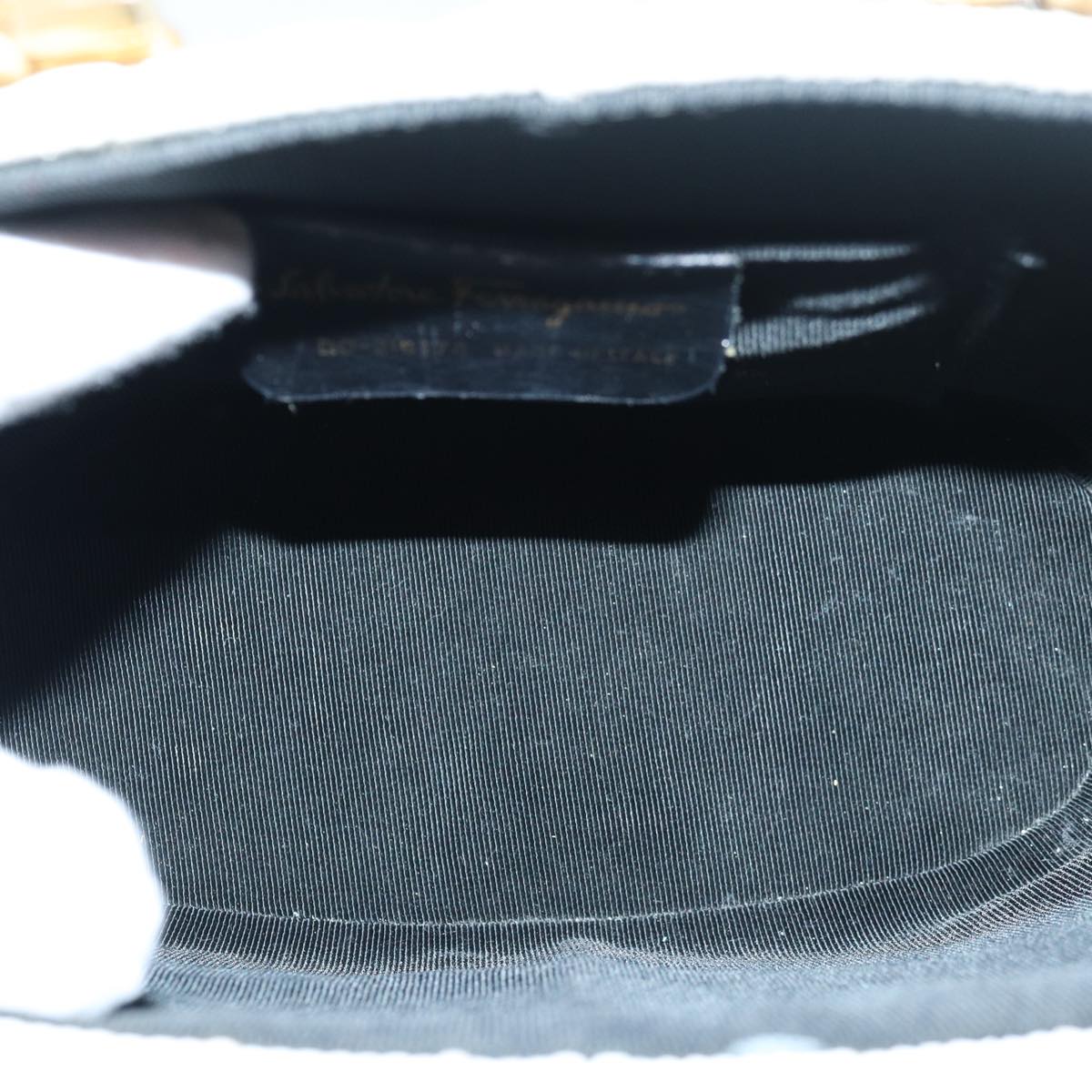 Salvatore Ferragamo Gancini Basket bag Hand Bag Straw White Auth am6527