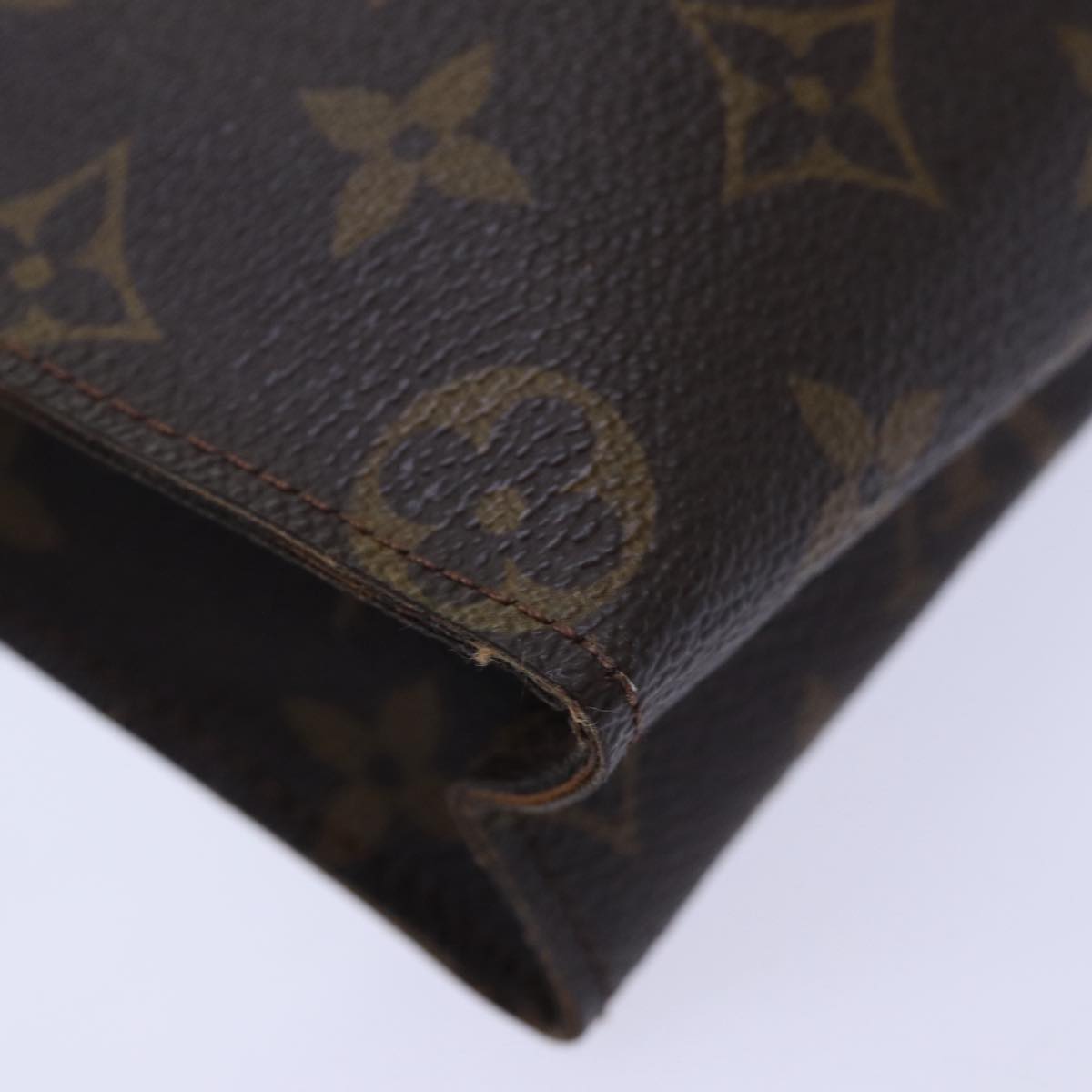 LOUIS VUITTON Monogram Poche Toilette 26 Pouch M47542 LV Auth am6697