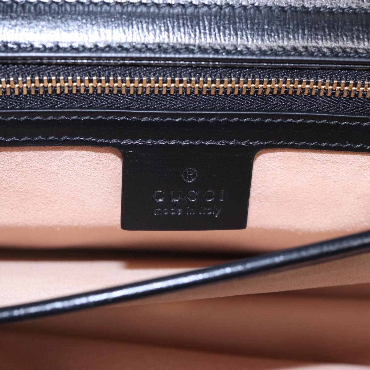 GUCCI Chain Shoulder Bag Leather Red Gold 576422 Auth am6808V