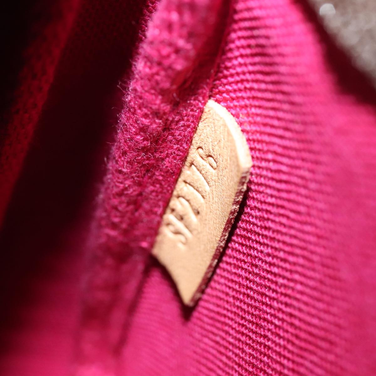 LOUIS VUITTON Monogram V line Mini Pochette Accessoires Pouch Pink Auth am6931AV