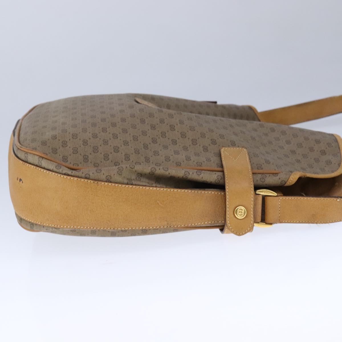 GUCCI Micro GG Supreme Shoulder Bag PVC Beige Gold Auth am7493