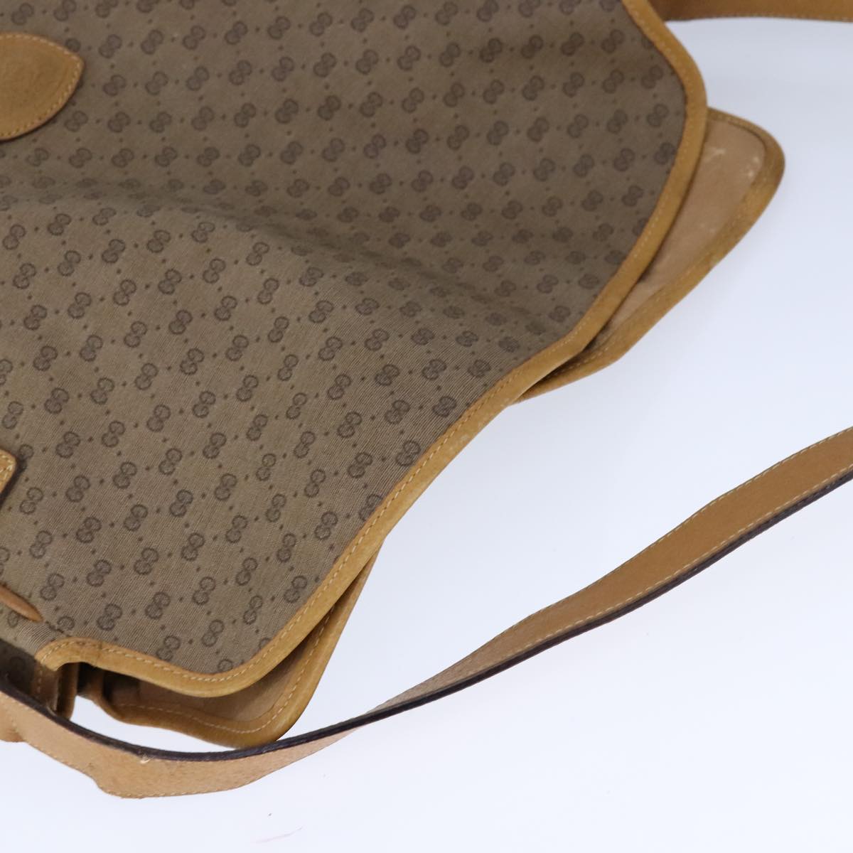 GUCCI Micro GG Supreme Shoulder Bag PVC Beige Gold Auth am7493