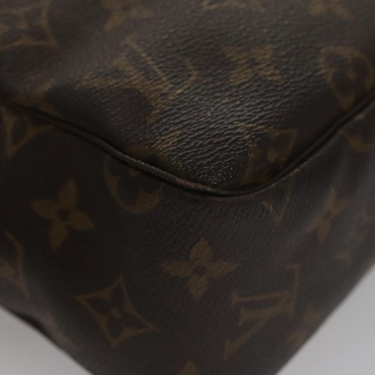 LOUIS VUITTON Monogram Trousse Toilette 28 Clutch Bag M47522 LV Auth am7574