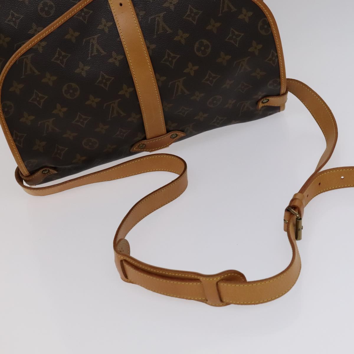 LOUIS VUITTON Monogram Saumur 35 Shoulder Bag M42254 LV Auth am7685