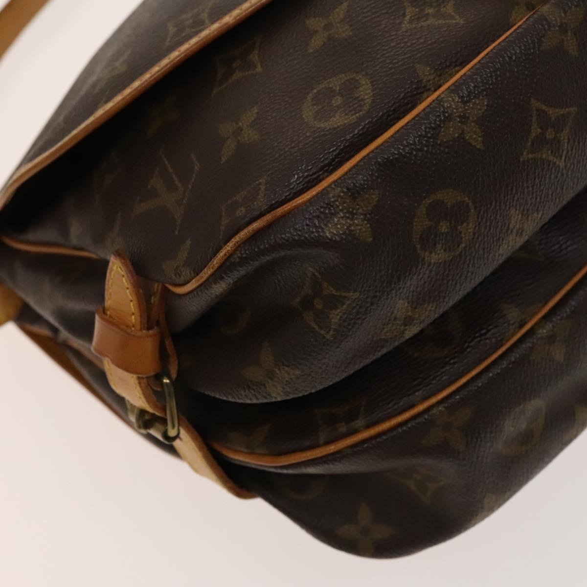 LOUIS VUITTON Monogram Saumur 30 Shoulder Bag M42256 LV Auth am8612