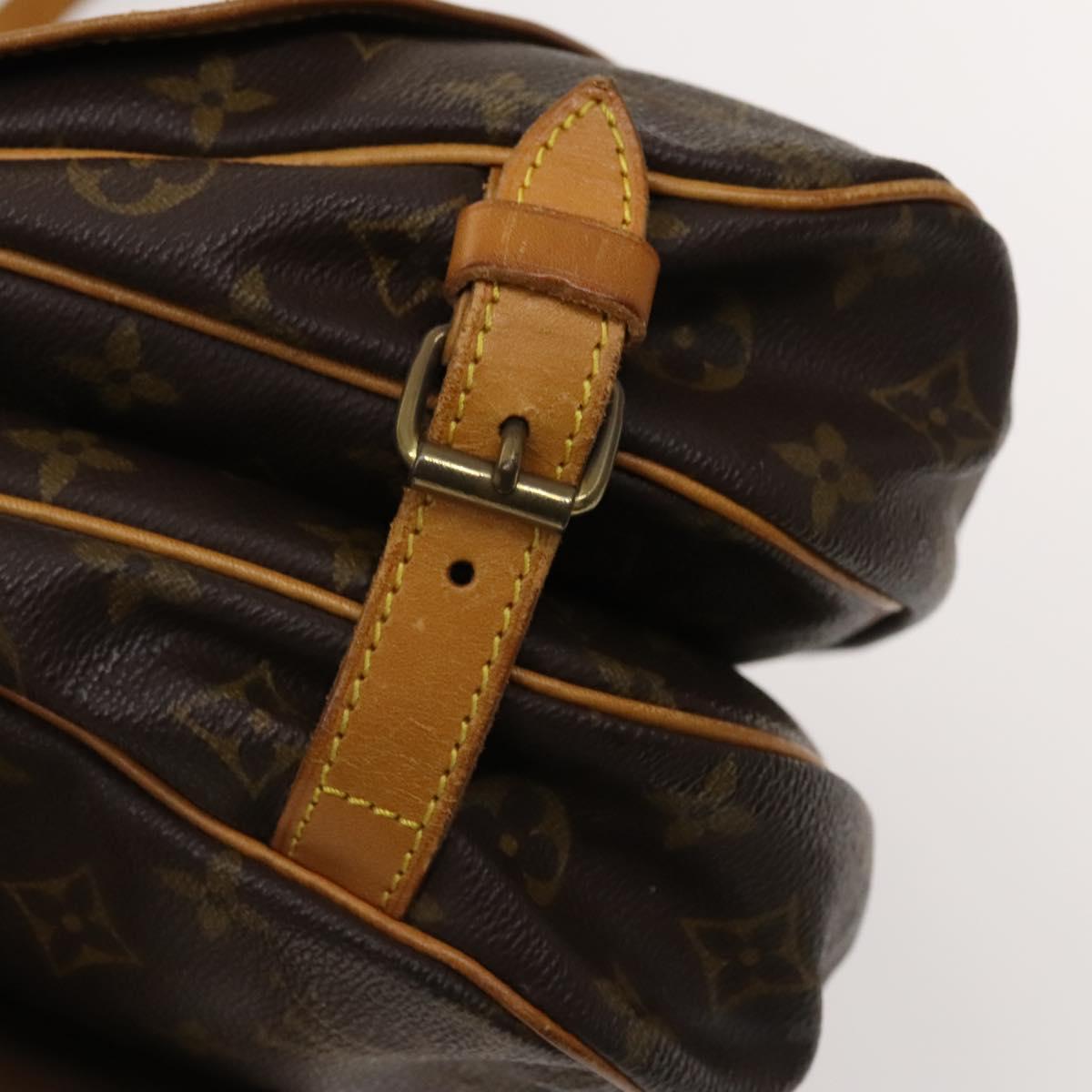 LOUIS VUITTON Monogram Saumur 30 Shoulder Bag M42256 LV Auth am8612