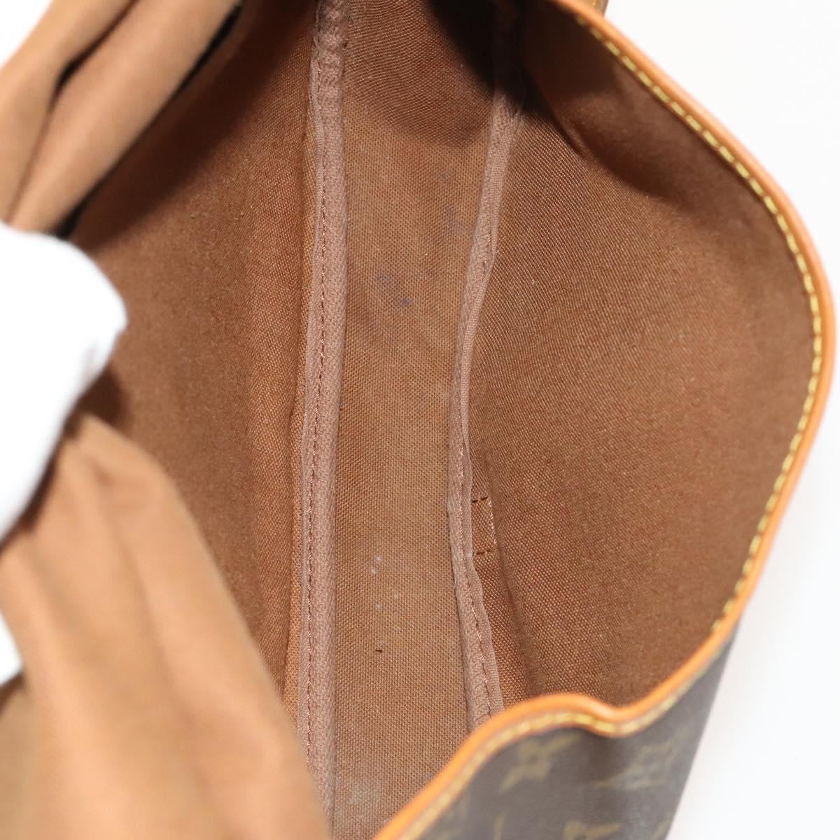 LOUIS VUITTON Monogram Saumur 30 Shoulder Bag M42256 LV Auth am8612