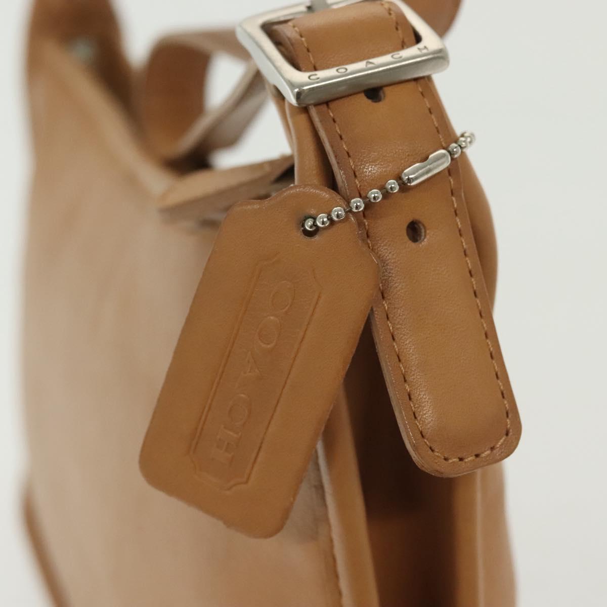 Coach Shoulder Bag Leather Beige Silver Auth am9021