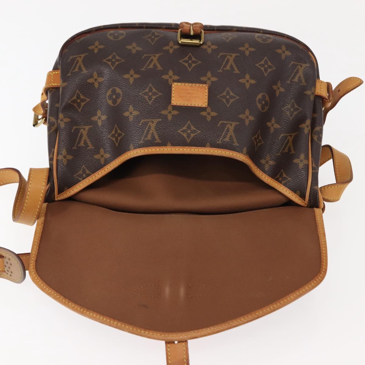 LOUIS VUITTON Monogram Saumur 30 Shoulder Bag M42256 LV Auth am9240