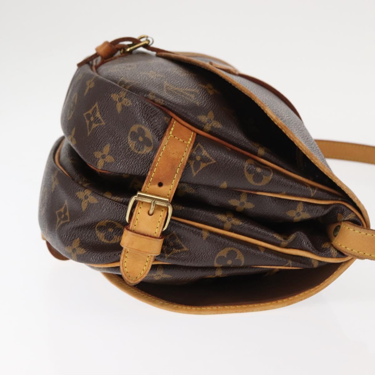 LOUIS VUITTON Monogram Saumur 30 Shoulder Bag M42256 LV Auth am9240