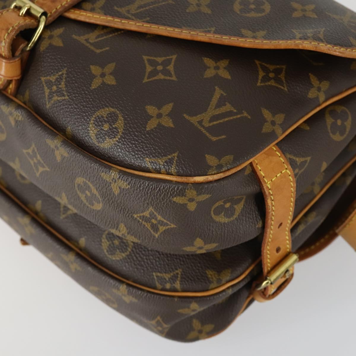 LOUIS VUITTON Monogram Saumur 30 Shoulder Bag M42256 LV Auth am9966
