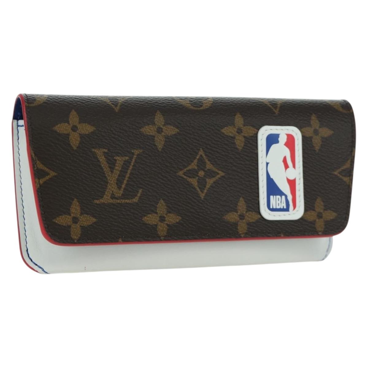 LOUIS VUITTON Monogram NBA Etui Lunette Woody Glasses Case GI0561 Auth AMZ110M