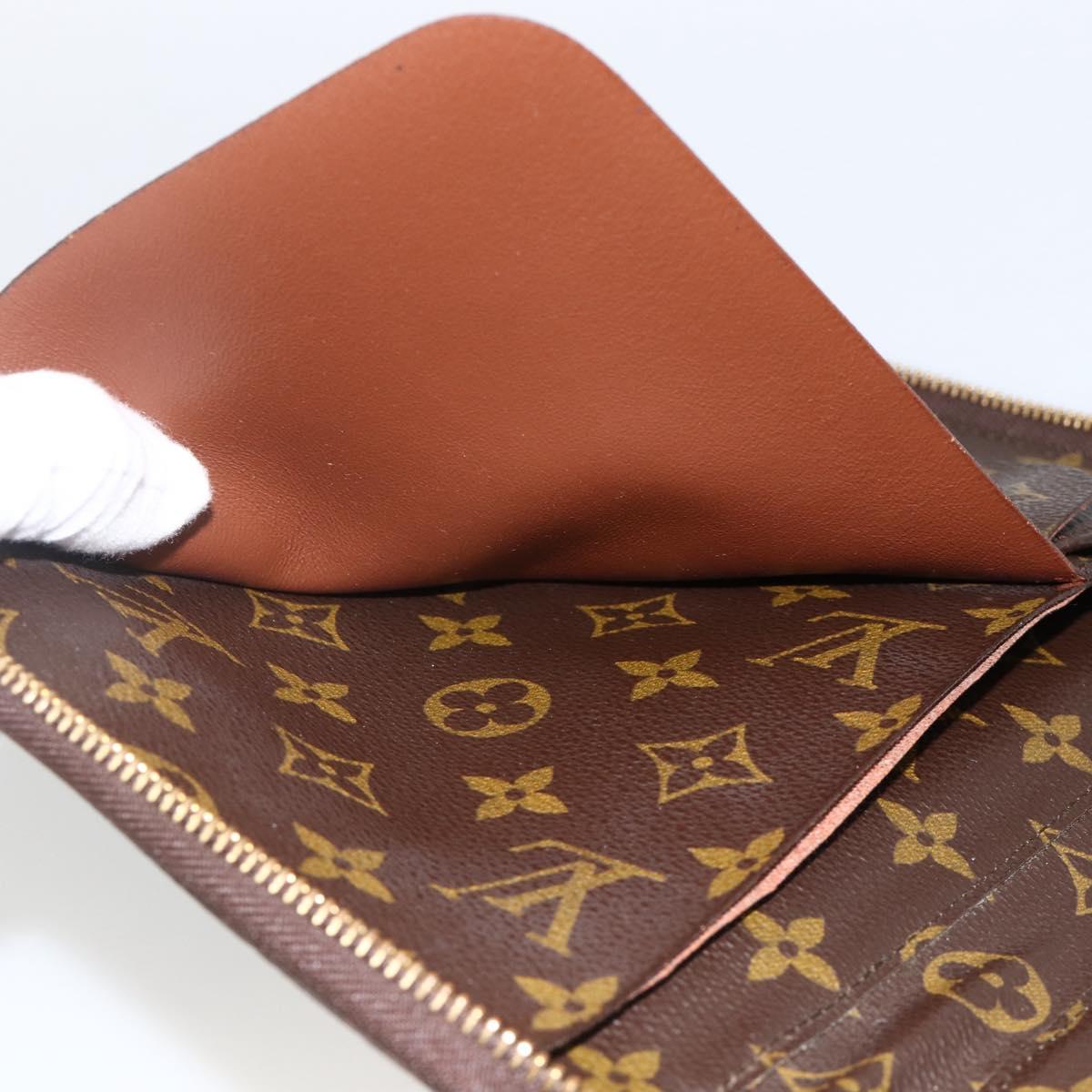 LOUIS VUITTON Monogram Poche Escapade Travel Case M60113 LV Auth AMZ316