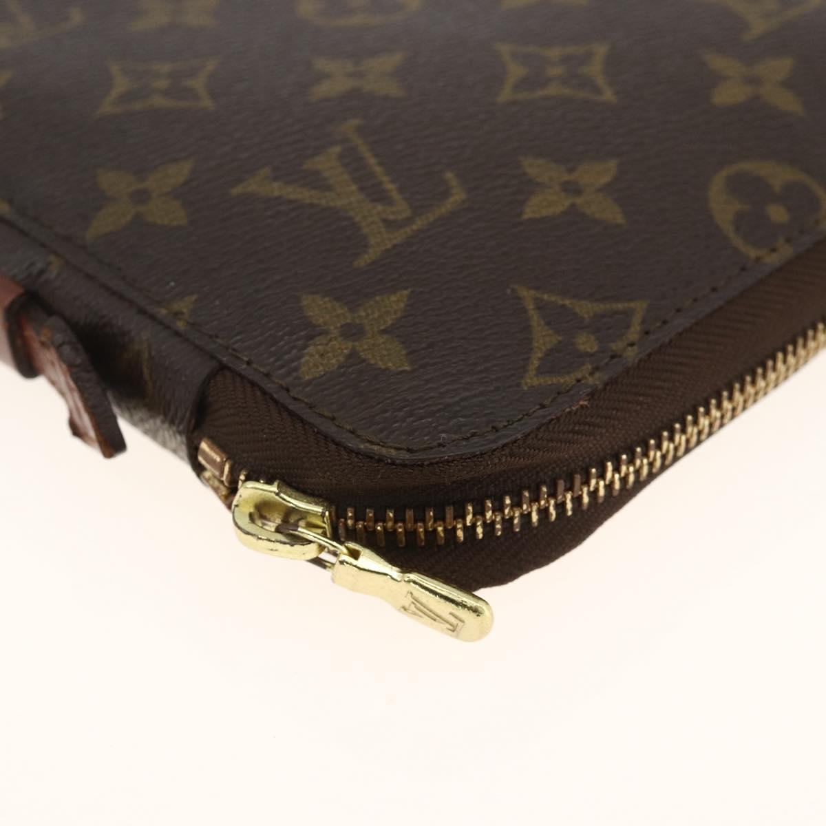 LOUIS VUITTON Monogram Poche Escapade Travel Case M60113 LV Auth AMZ316