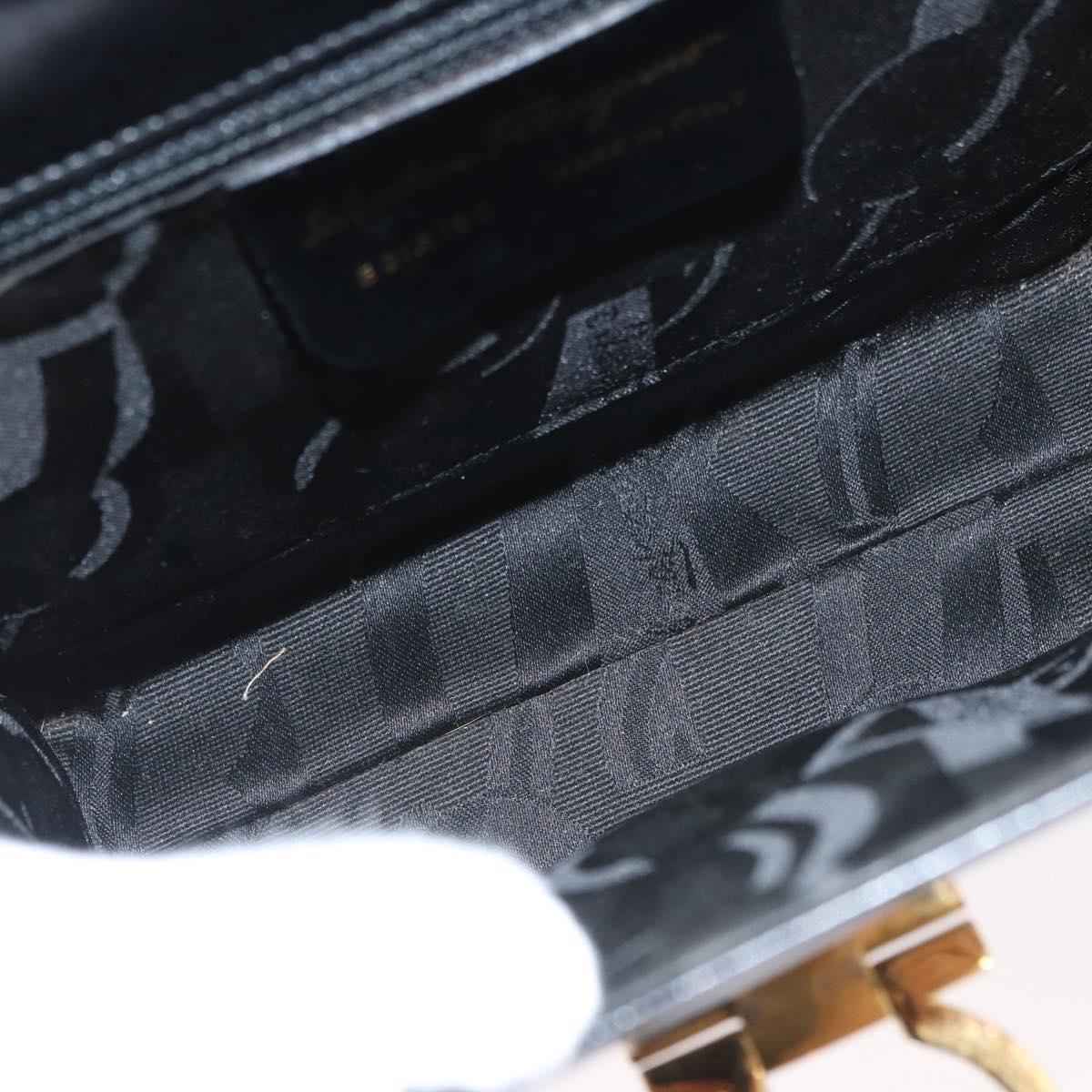 Salvatore Ferragamo Gancini Shoulder Bag Leather Black Gold Auth AMZ412