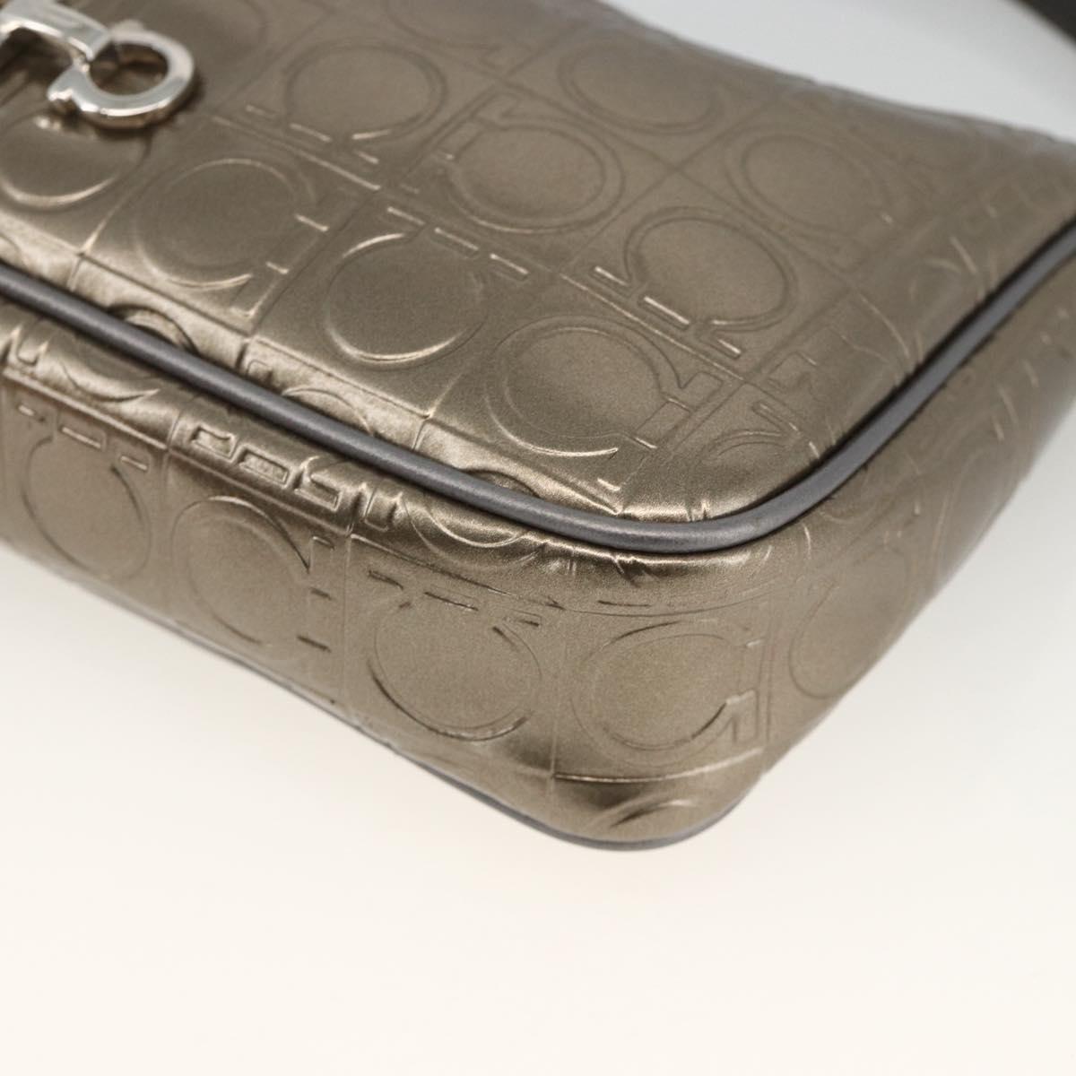 Salvatore Ferragamo Gancini Shoulder Bag Leather Gold Auth AMZ465A