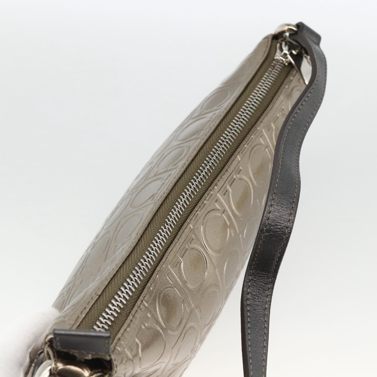 Salvatore Ferragamo Gancini Shoulder Bag Leather Gold Auth AMZ465A