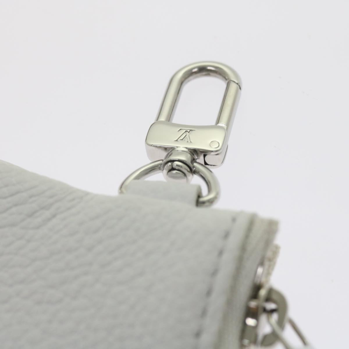 LOUIS VUITTON Damier Giant Spray Trio Messenger Bag White M20665 Auth ar11066SM
