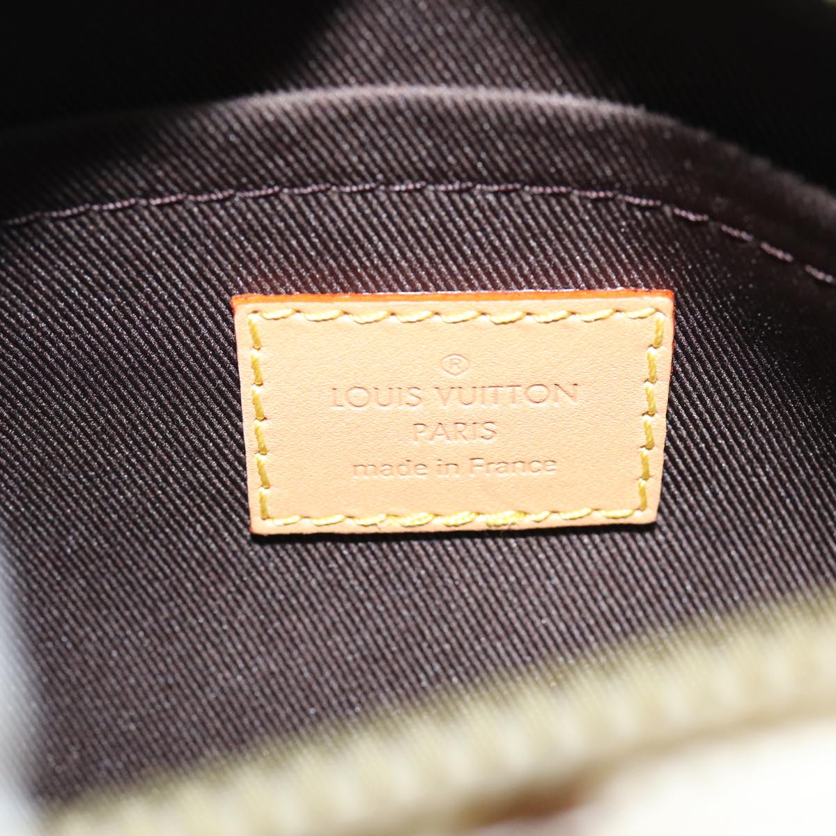 LOUIS VUITTON Craggy Envelope Messenger Isetan Open Only M25408 LV Auth ar12009SM