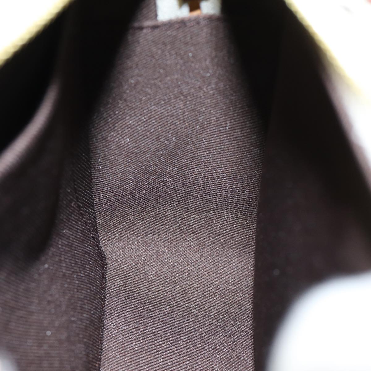 LOUIS VUITTON Craggy Envelope Messenger Isetan Open Only M25408 LV Auth ar12009SM