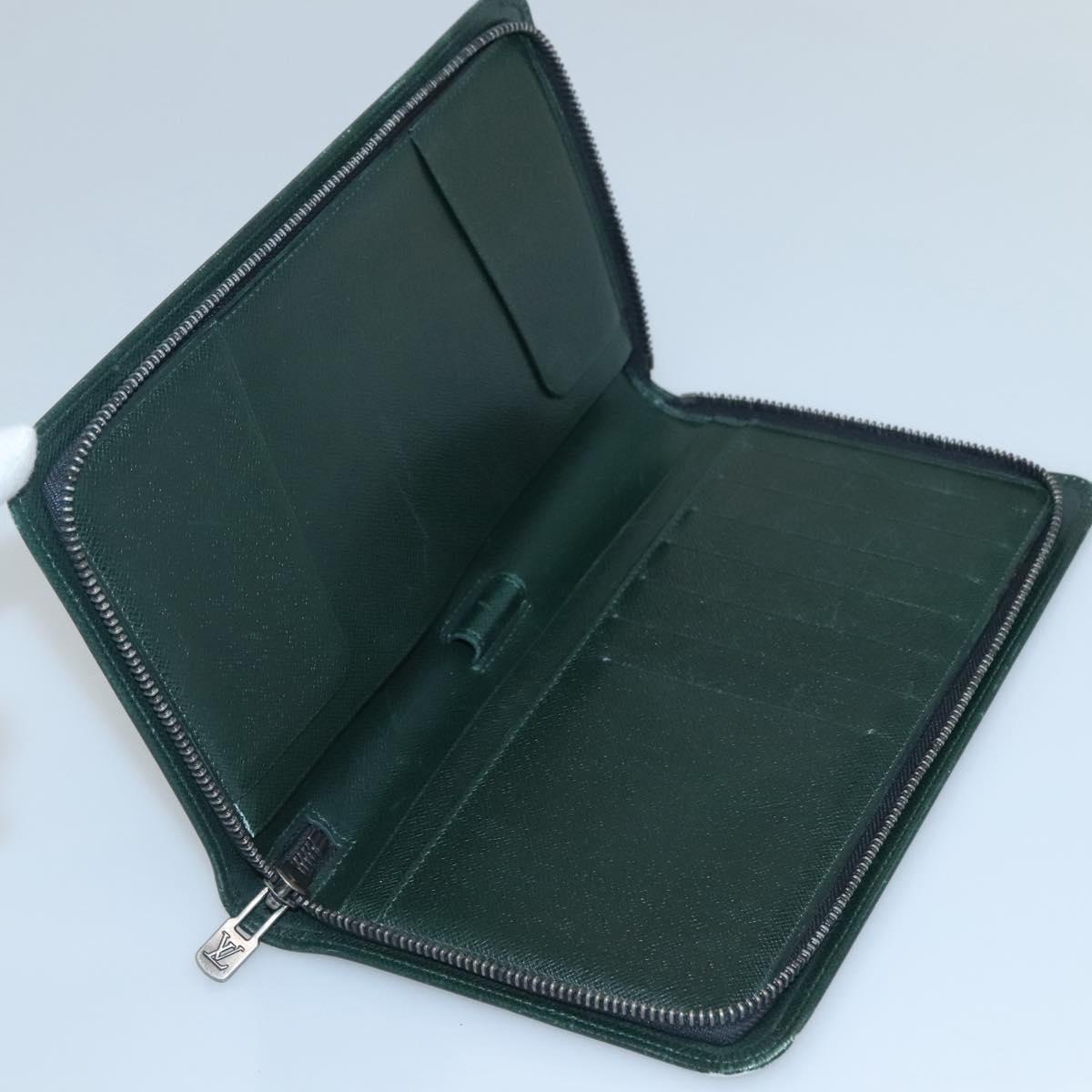 LOUIS VUITTON Taiga Wallet Epicea LV Auth ar13501