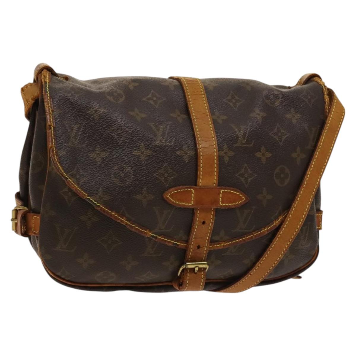 LOUIS VUITTON Monogram Saumur 30 Shoulder Bag M42256 LV Auth ar13526