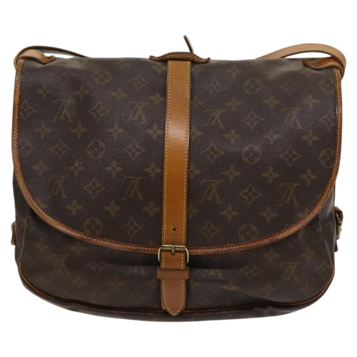 LOUIS VUITTON Monogram Saumur 35 Shoulder Bag M42254 LV Auth ar13595