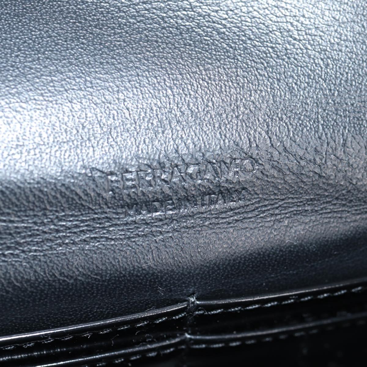 Salvatore Ferragamo Gancini Shoulder Bag Patent leather Black Auth ar13607V